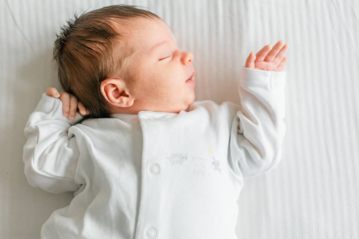 Newbornfotograaf in Helmond Eindhoven en Den Bosch